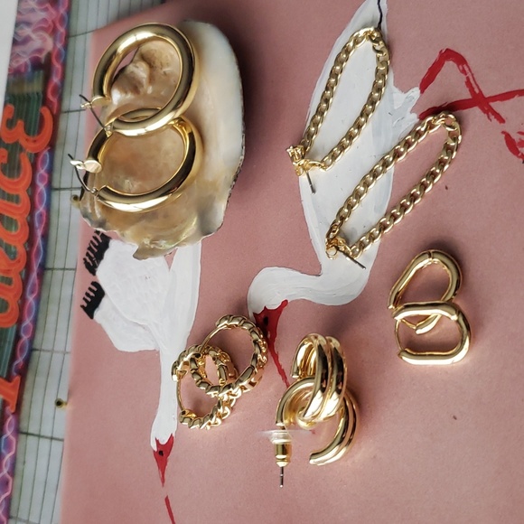 HOUSE OF HARLOW 14K Gold-Plated Hoop Earrings - Picture 2 of 8